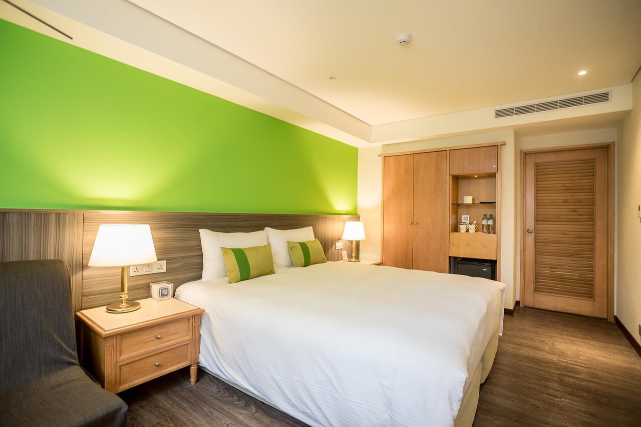 World Triple Beds