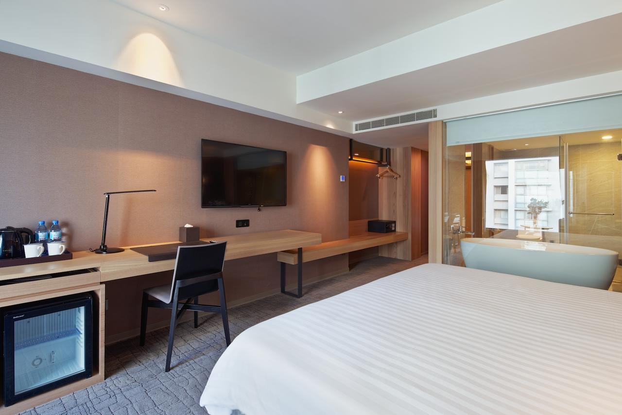 La Maison Hotel 4*