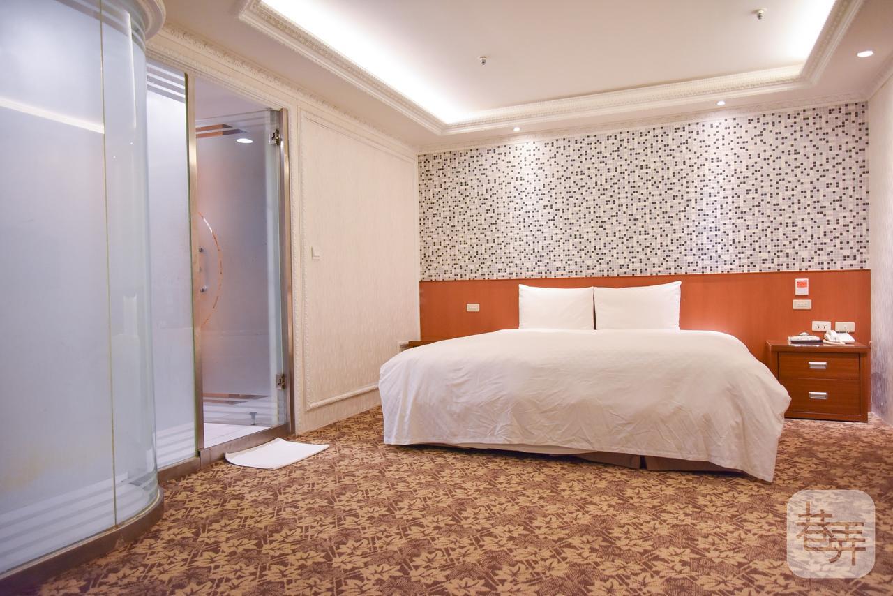 友愛金色商旅golden Age Inn 4*