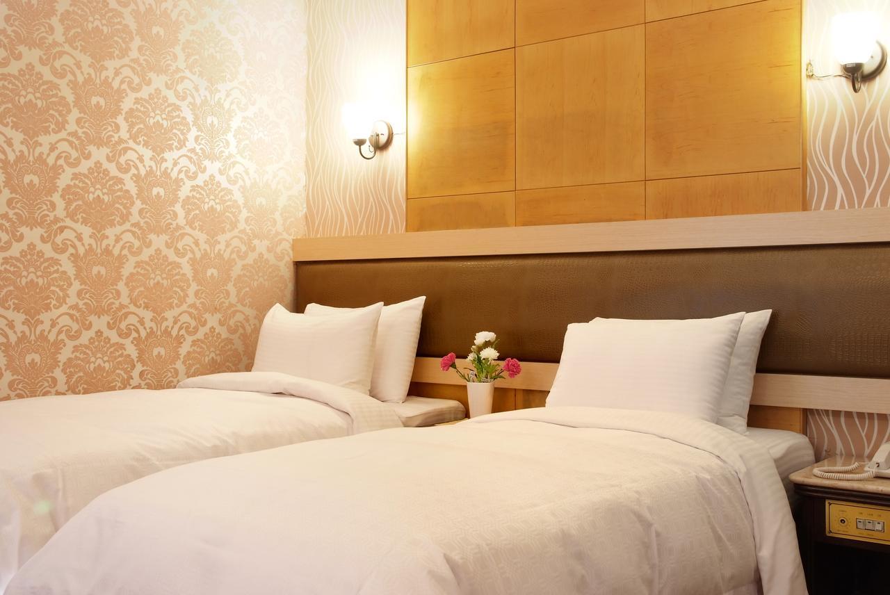 Hotel Pink Lotus Taipei