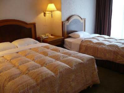 Hotel Flowers Main Wing