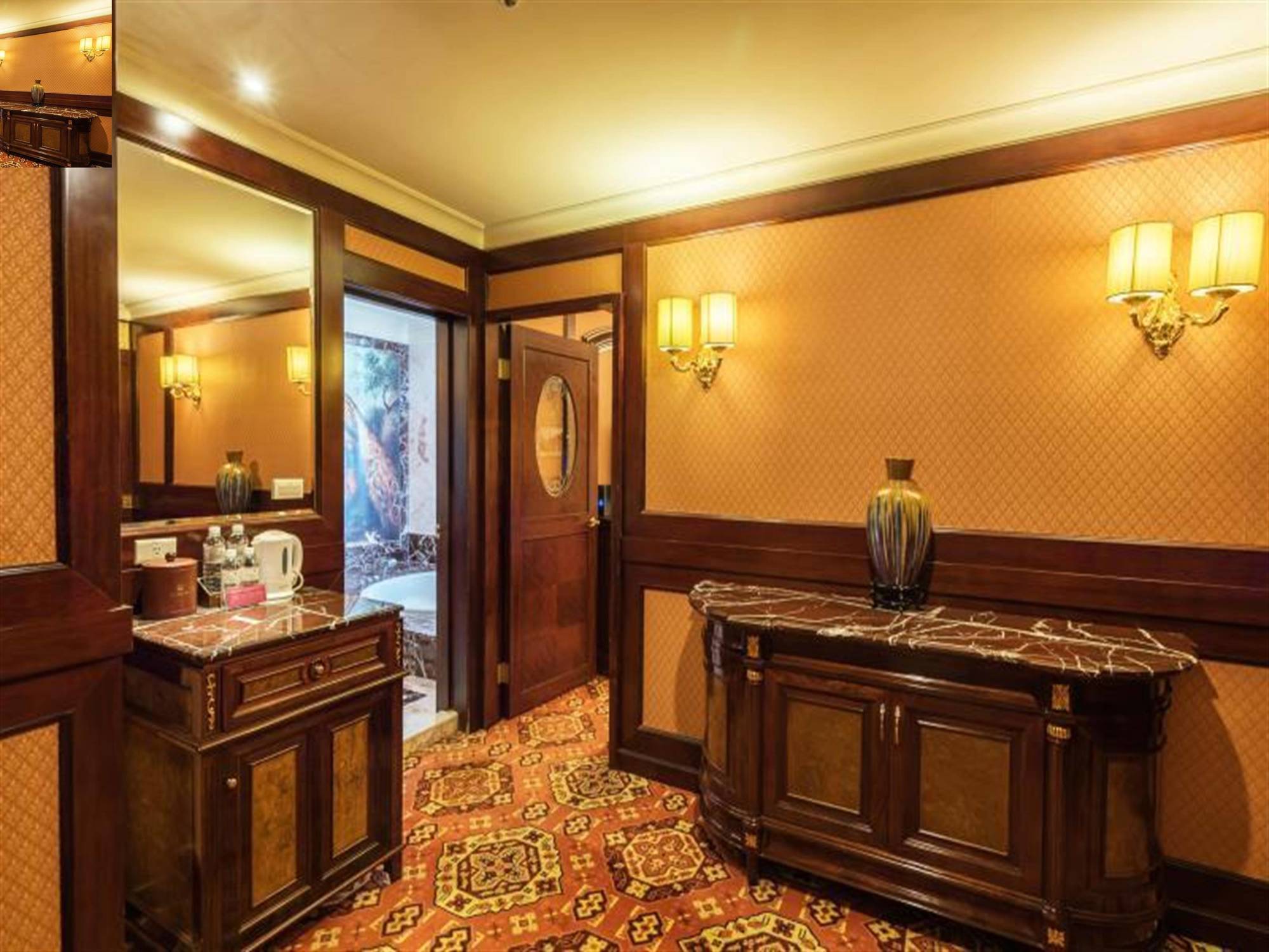 Capital Dazhi Hotel
