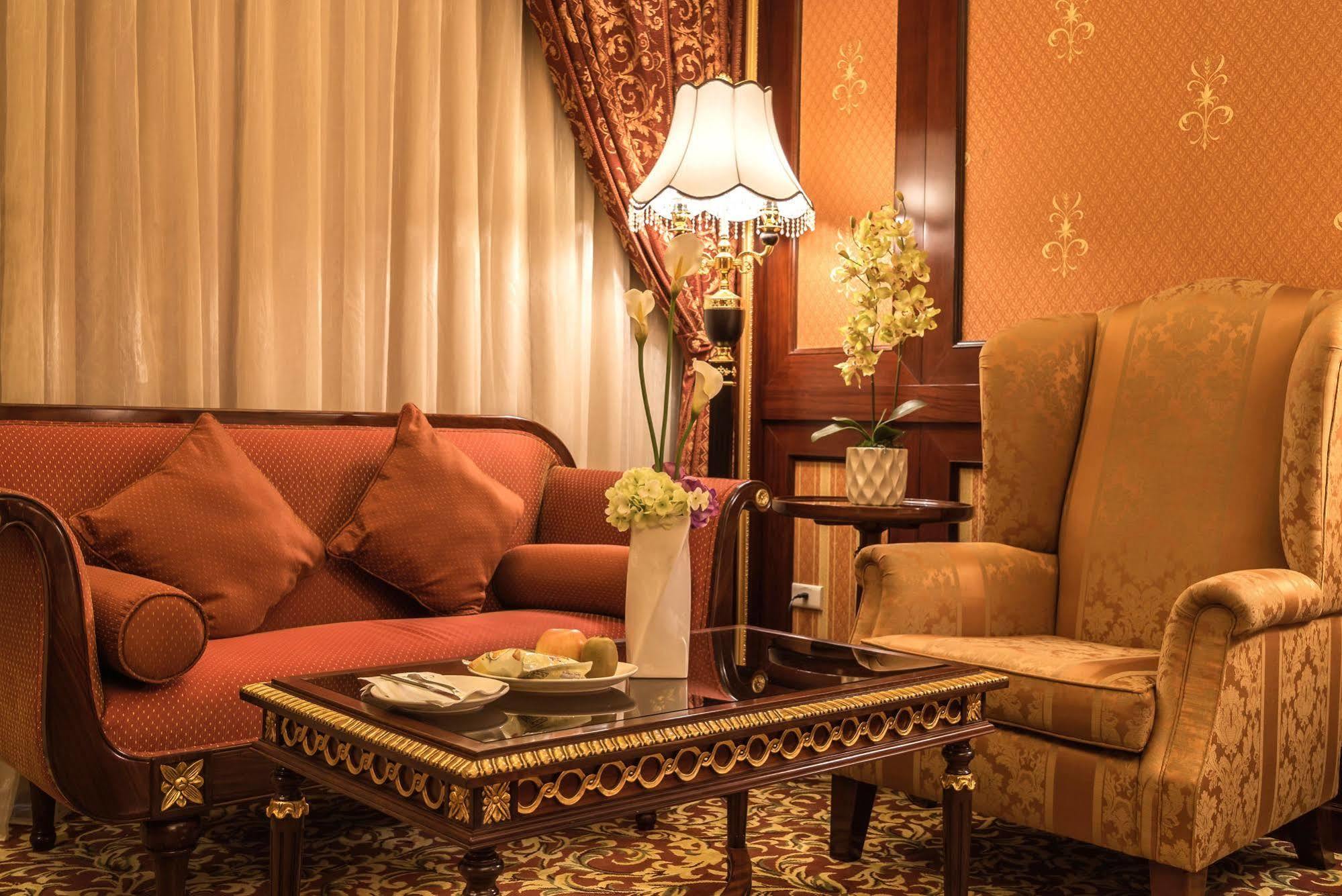Capital Dazhi 4*