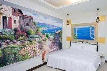 Dong Men Inn 2*