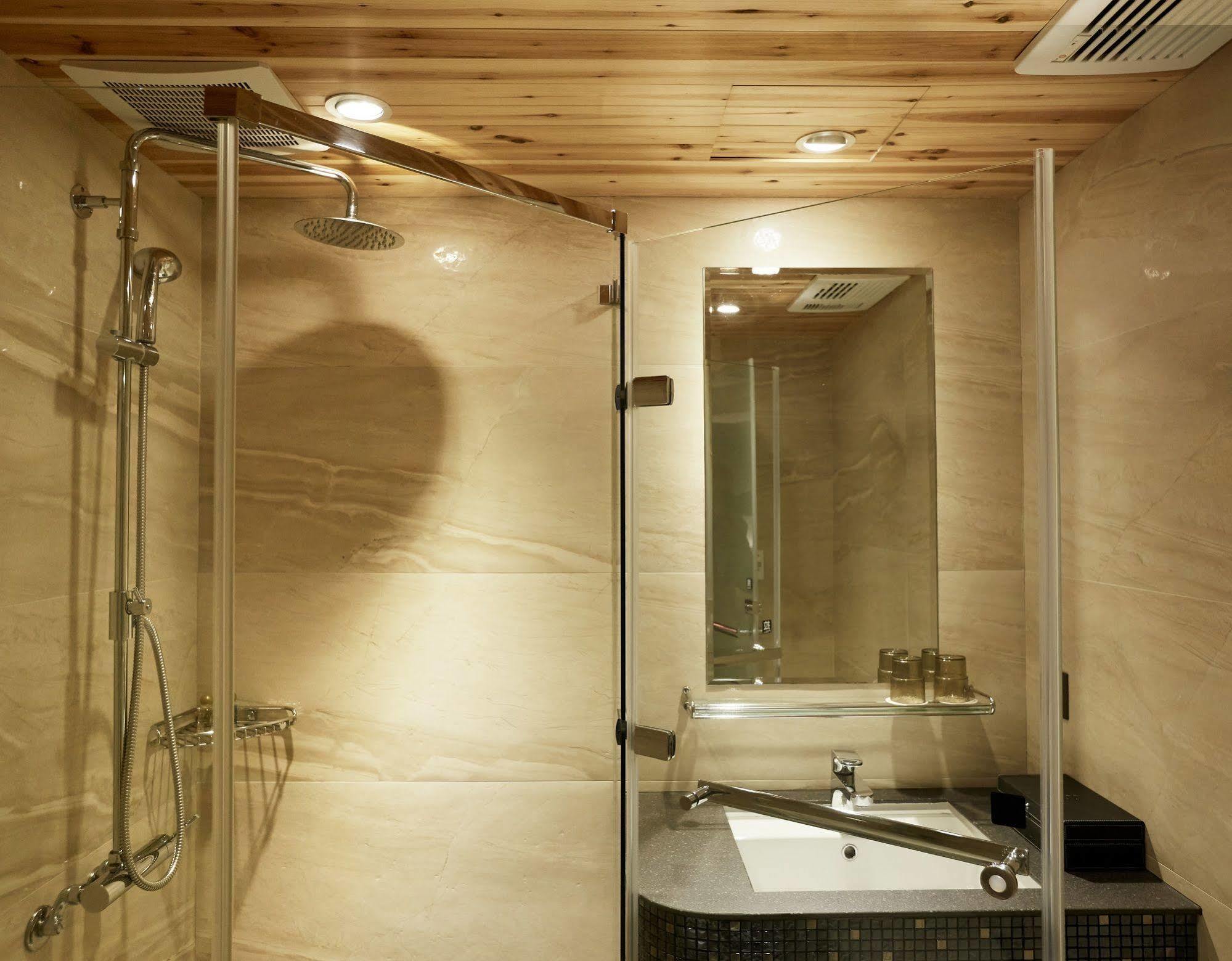 Beauty - Bfun Hotel 3*