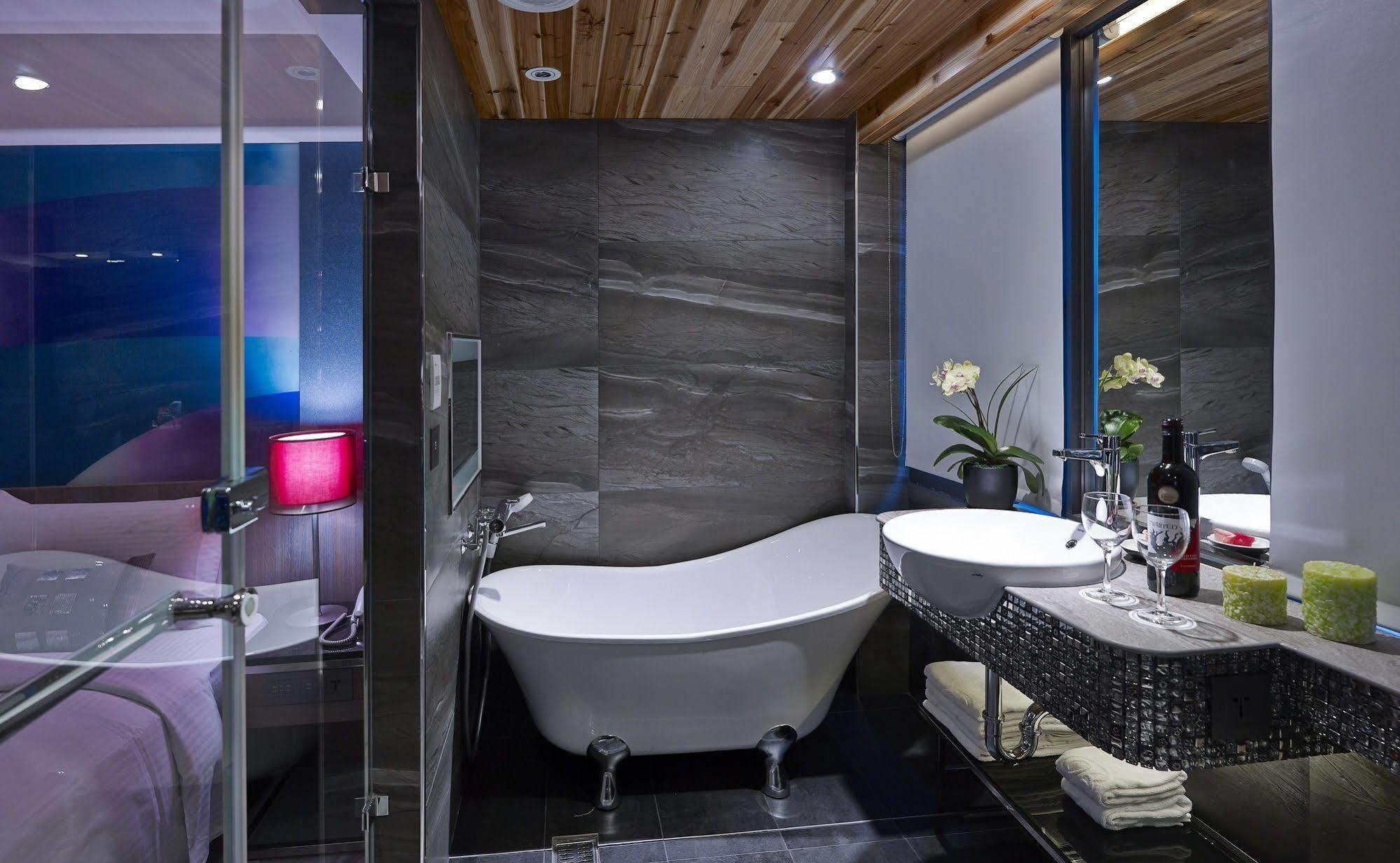 Beauty - Bfun Hotel 3*