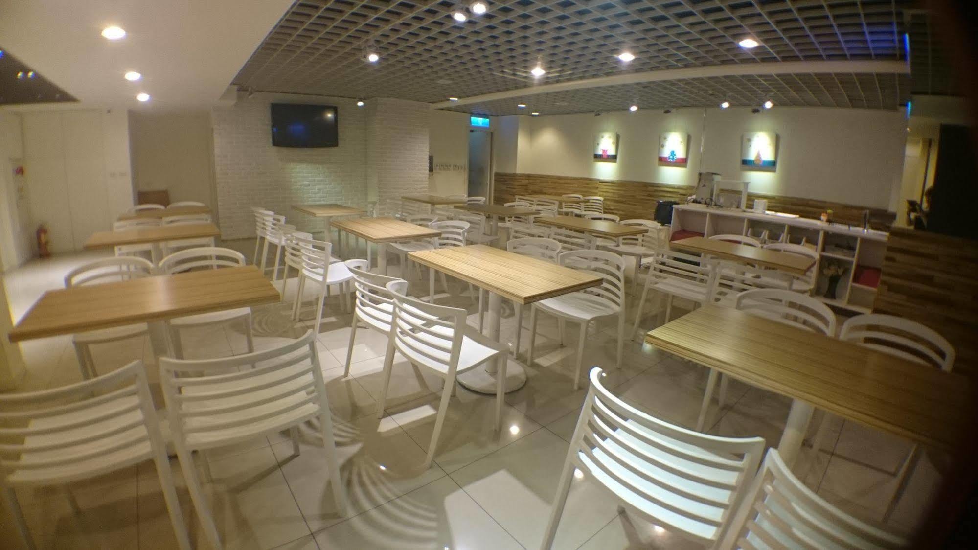 City Hotel 3* Taipei
