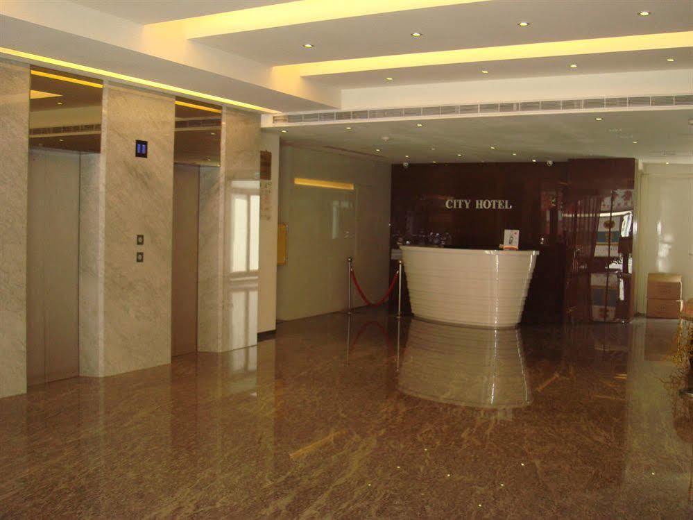 City Hotel Hotel 3*