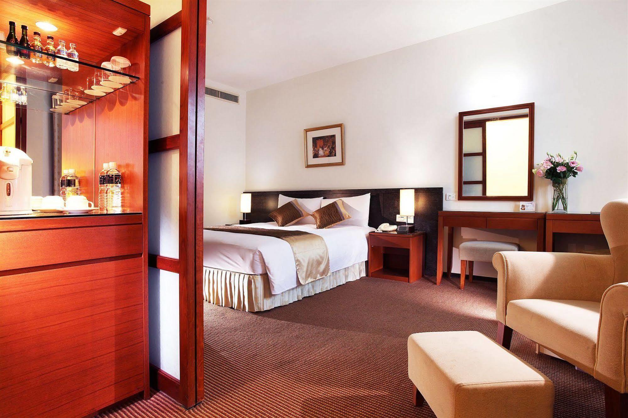Gala Hotel Taipei