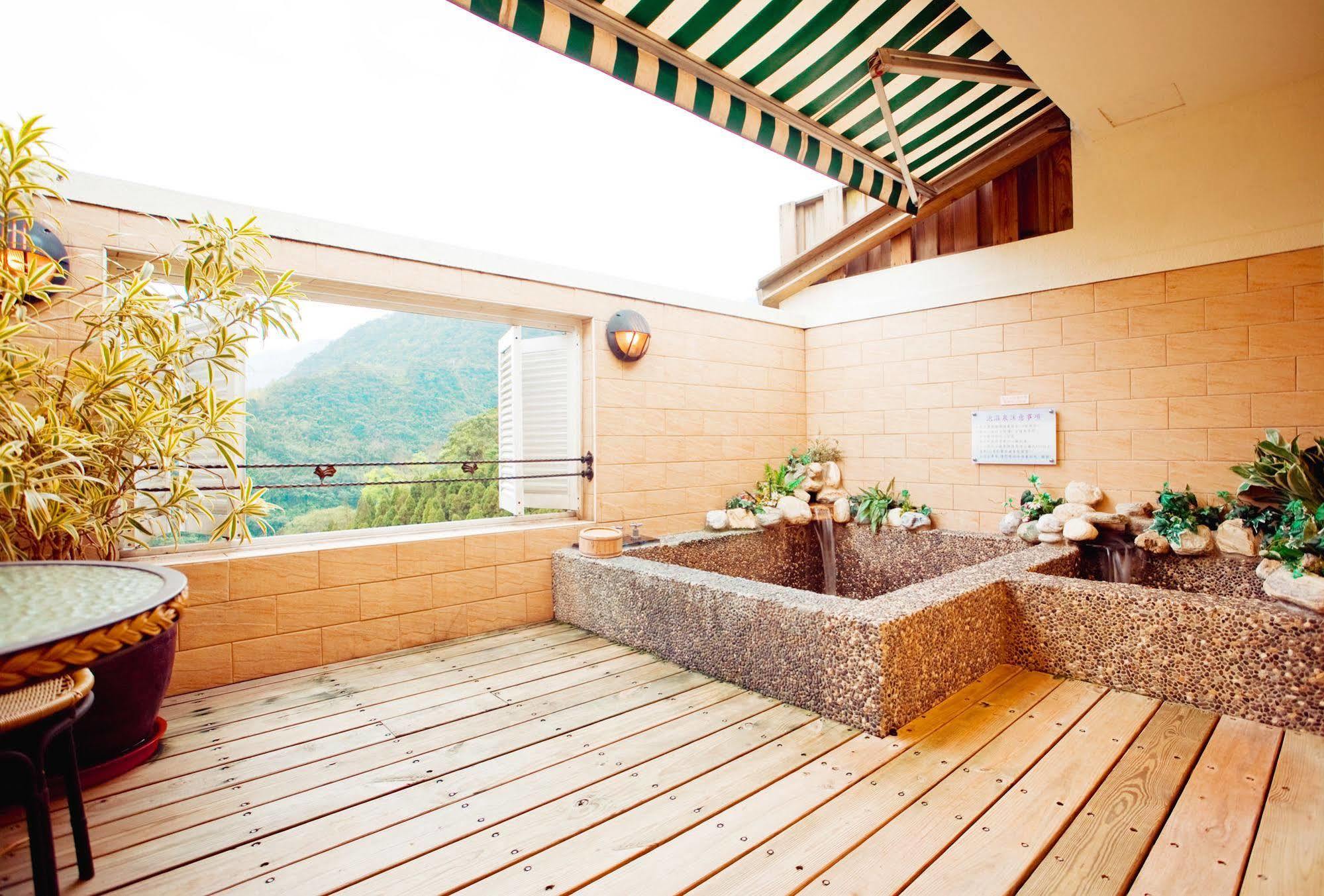 Mi Jing Garden Spring Resort Inn Taipei