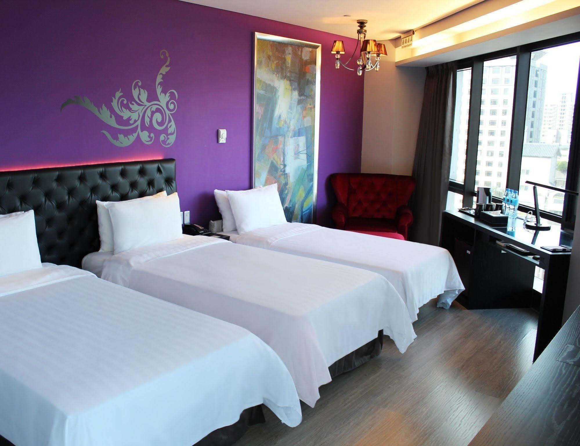 Fx Nanjing East Road Branch Hotel Taipei