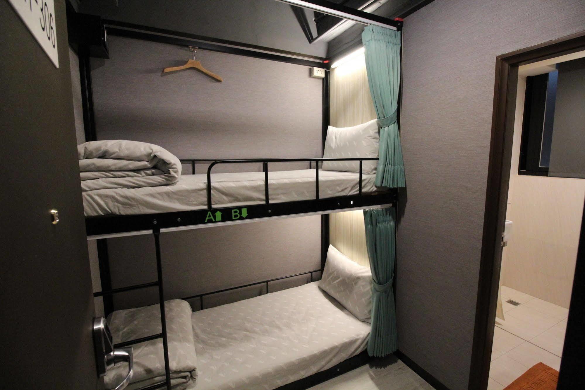 Backpackers - Ximen Asrama