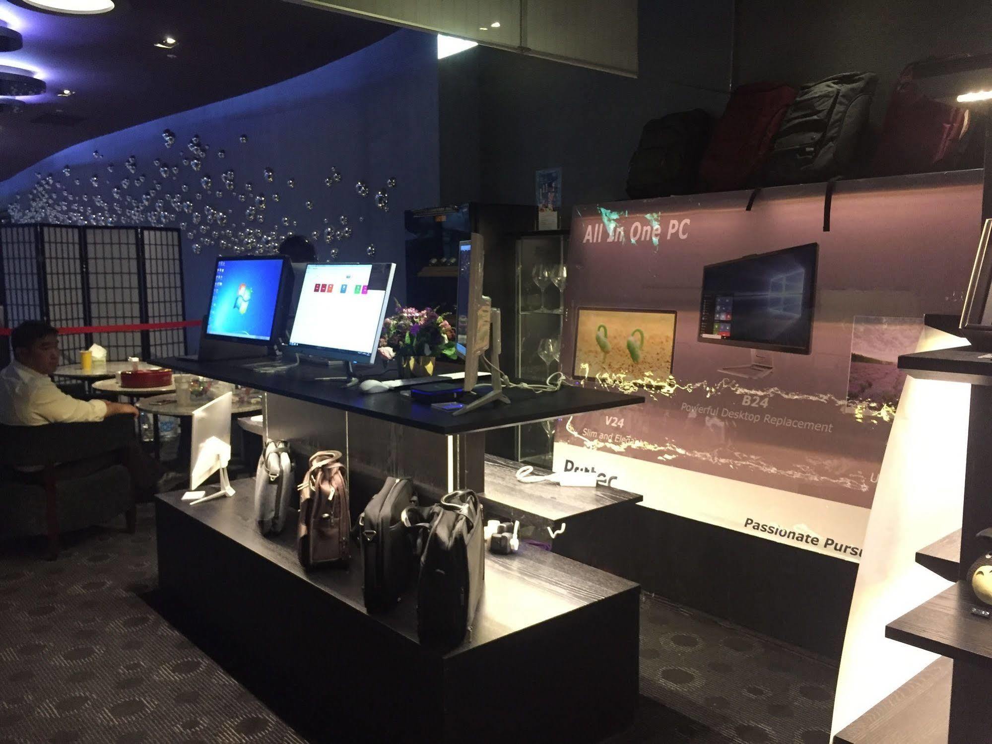 101 Sparkle 4* Taipei
