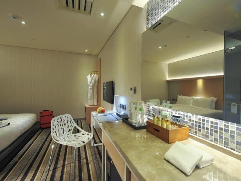 101 Sparkle Hotel