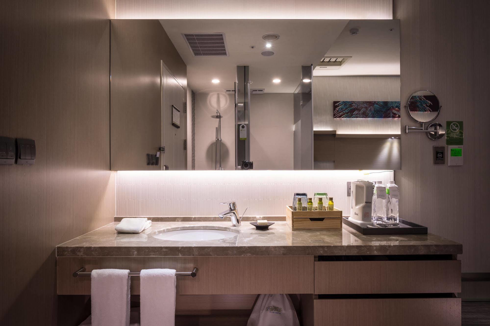 101 Sparkle Hotel Taipei