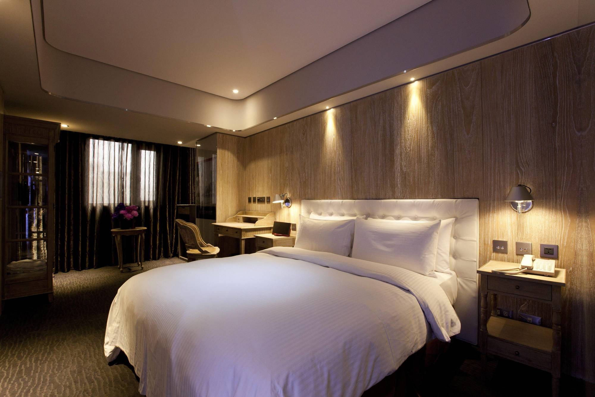 Inhouse Hotel