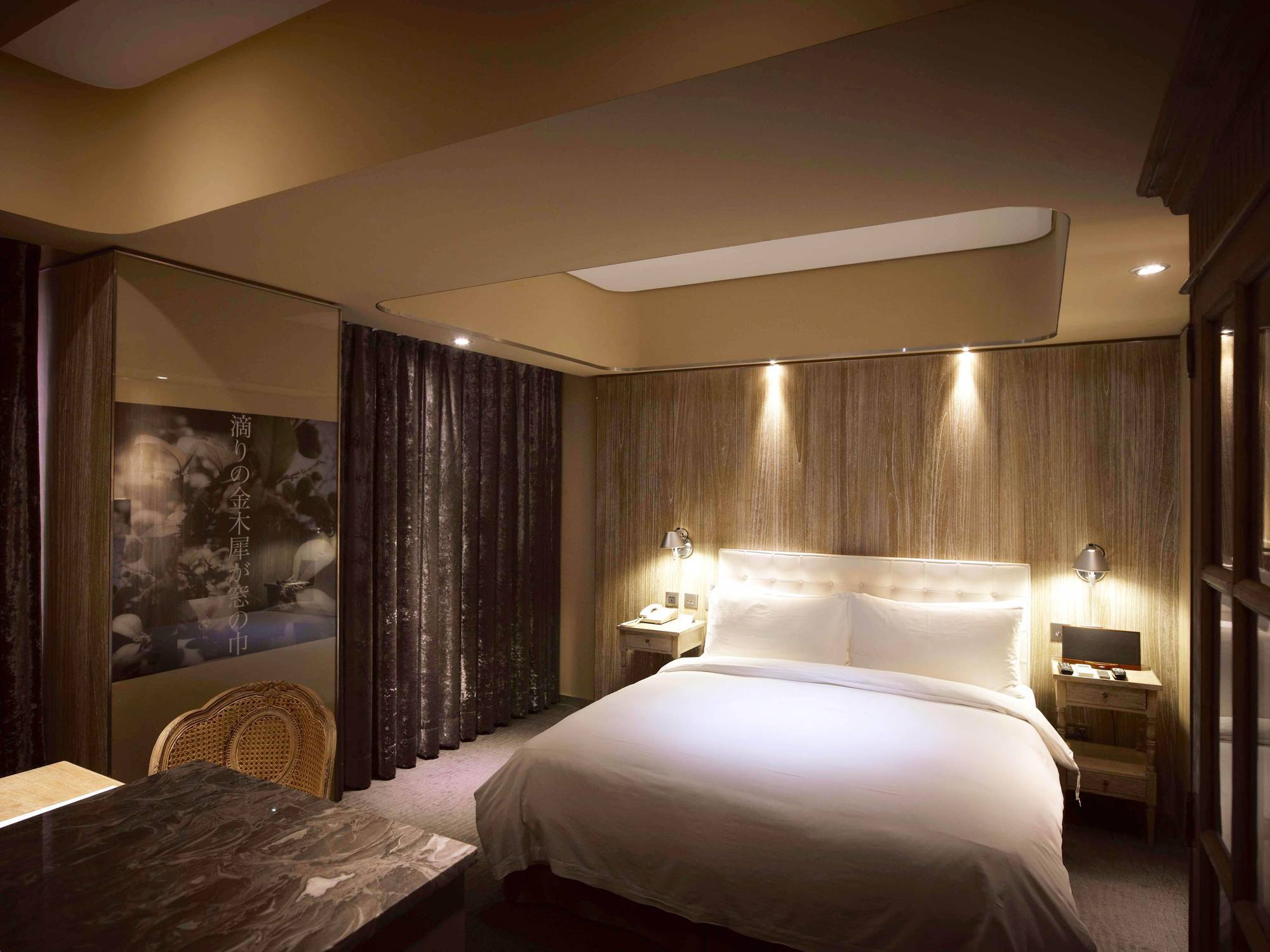 Inhouse Hotel