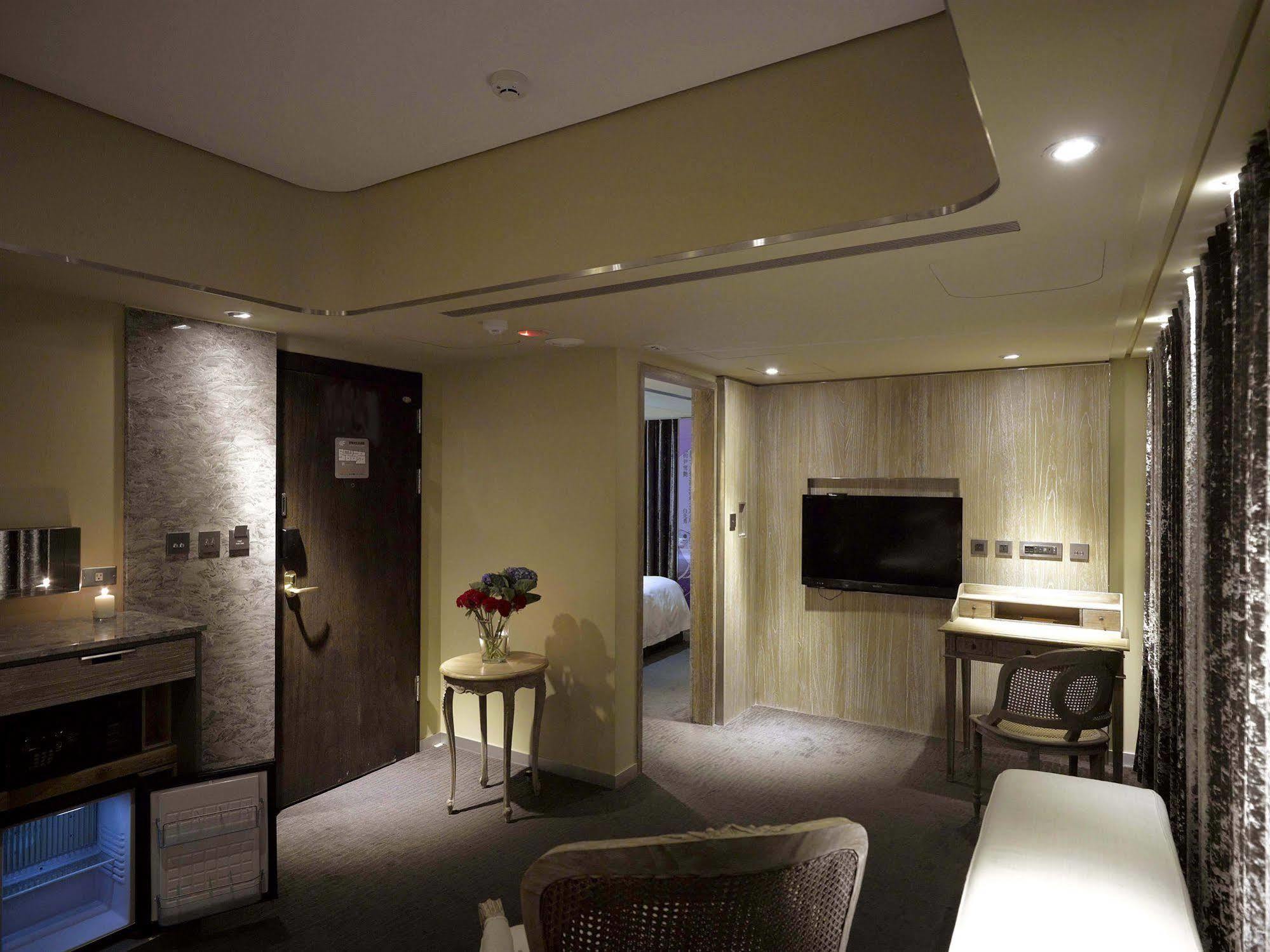 Inhouse Hotel