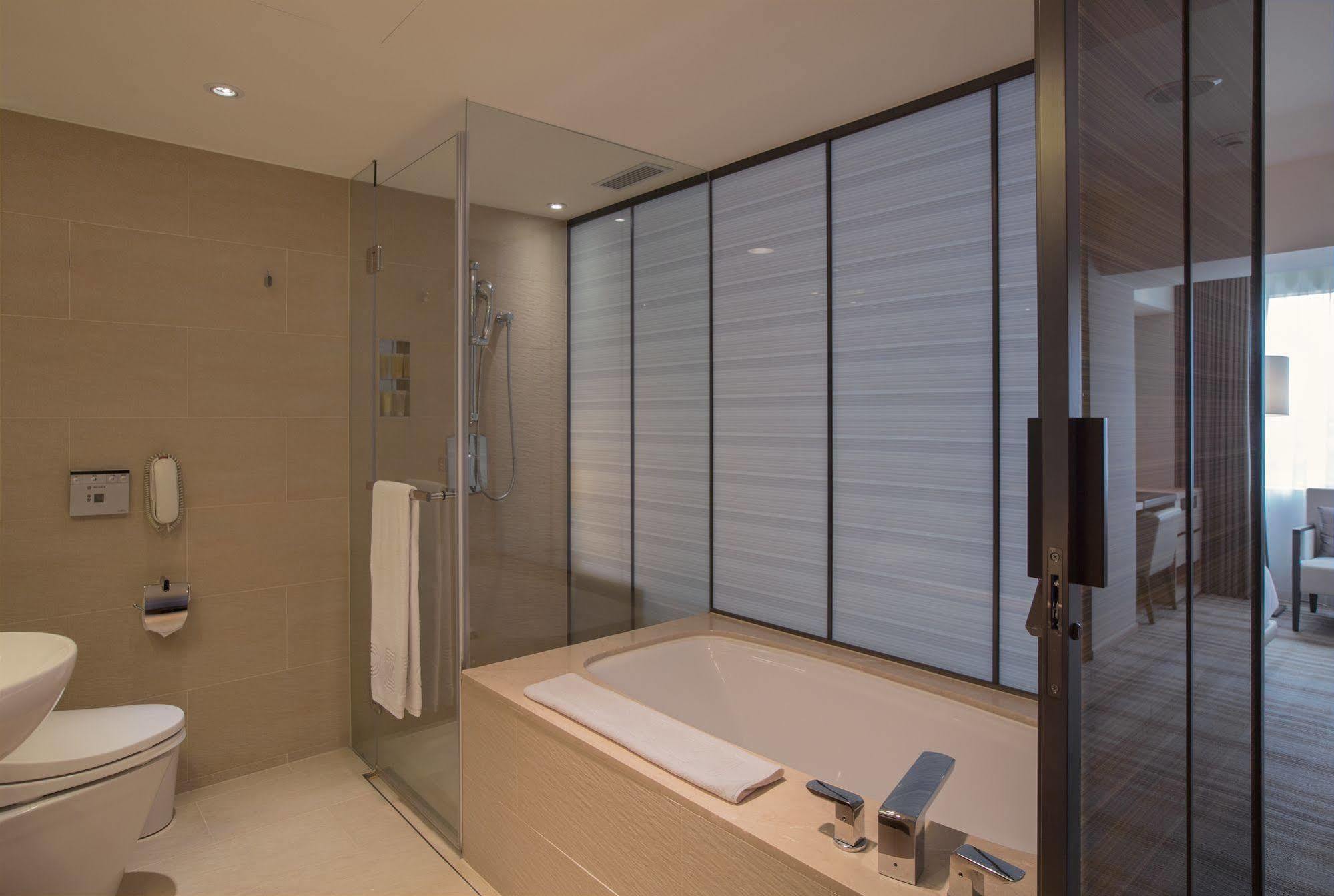 Cozzi Minsheng Hotel 4*