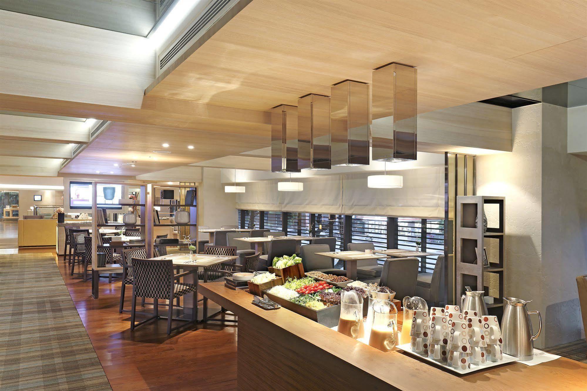 Hotel Cozzi Minsheng 4*