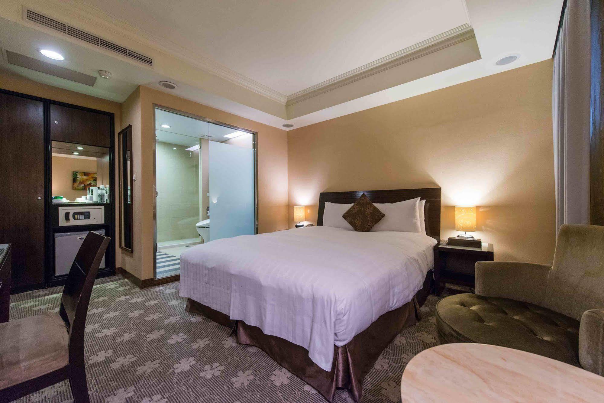 Wish Hotel 2*