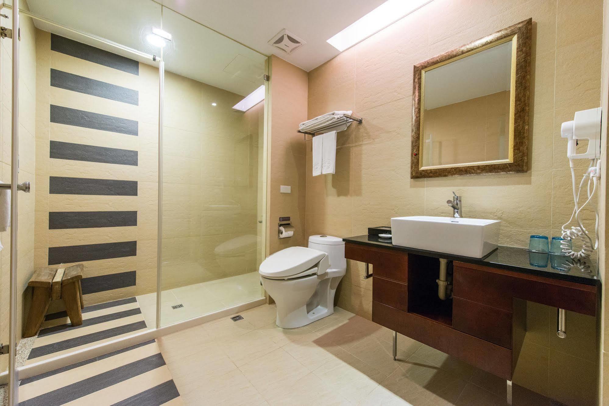 Wish Hotel 2*