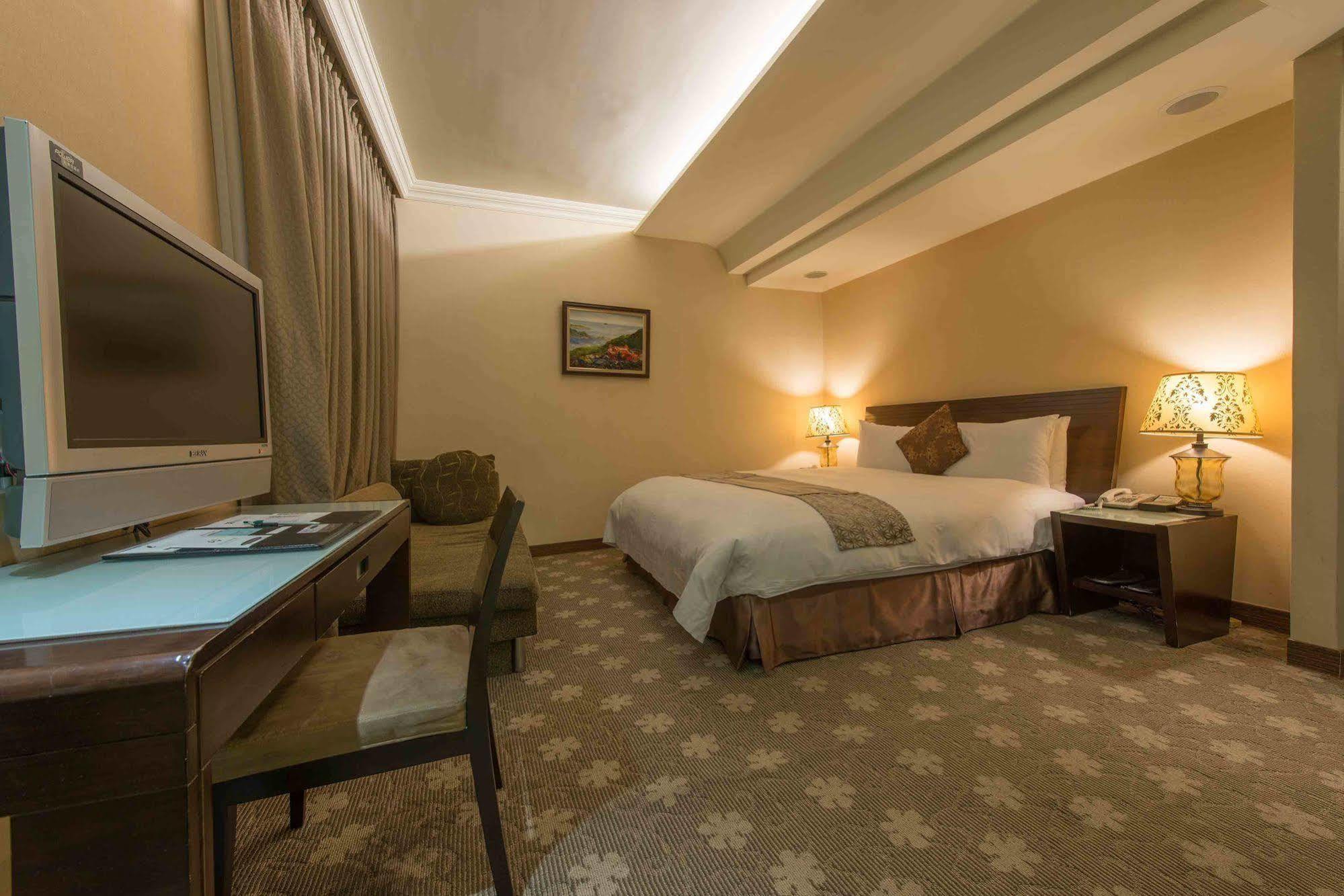 Wish Hotel 2*