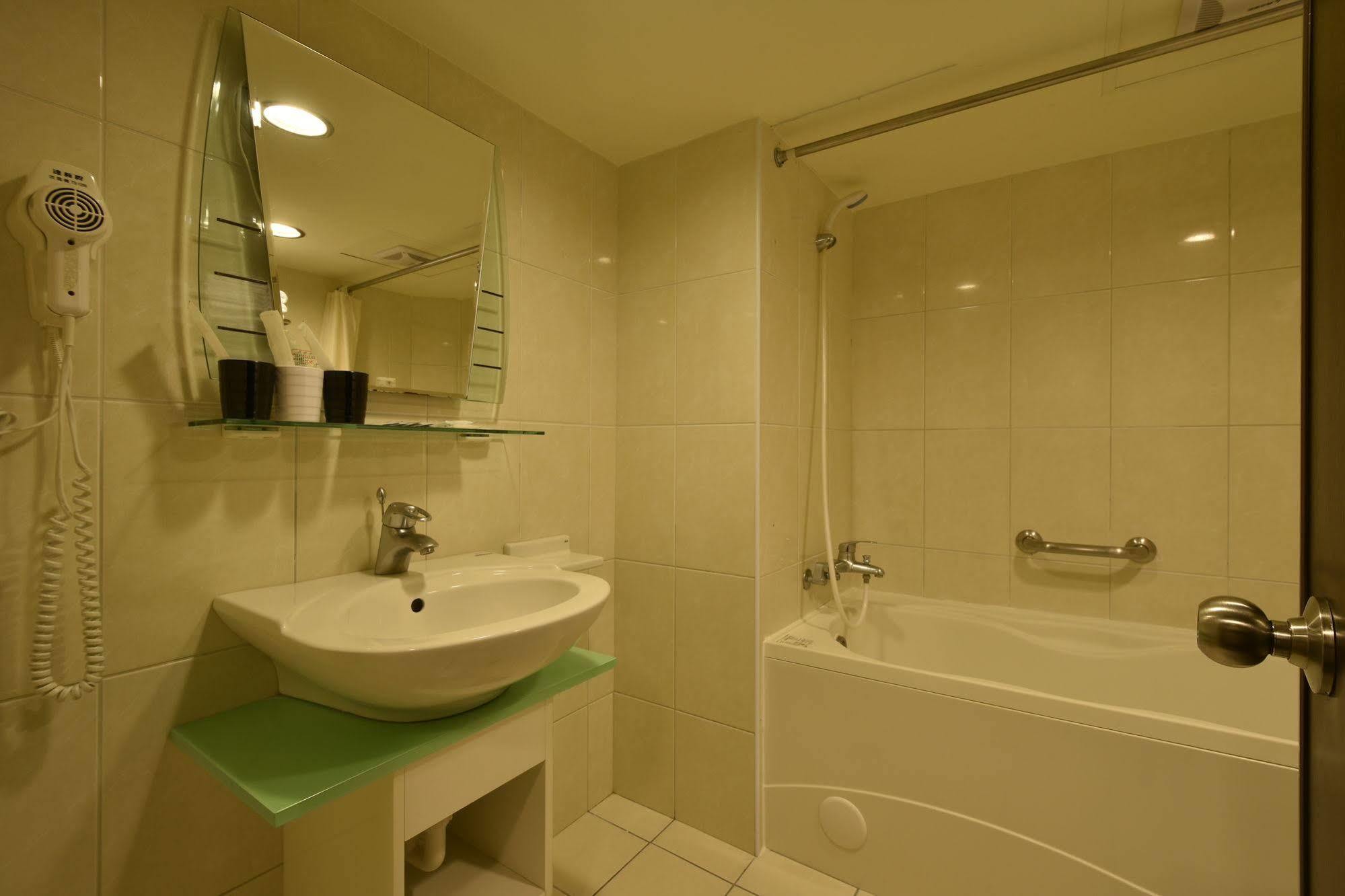 Hotel New World Taipei