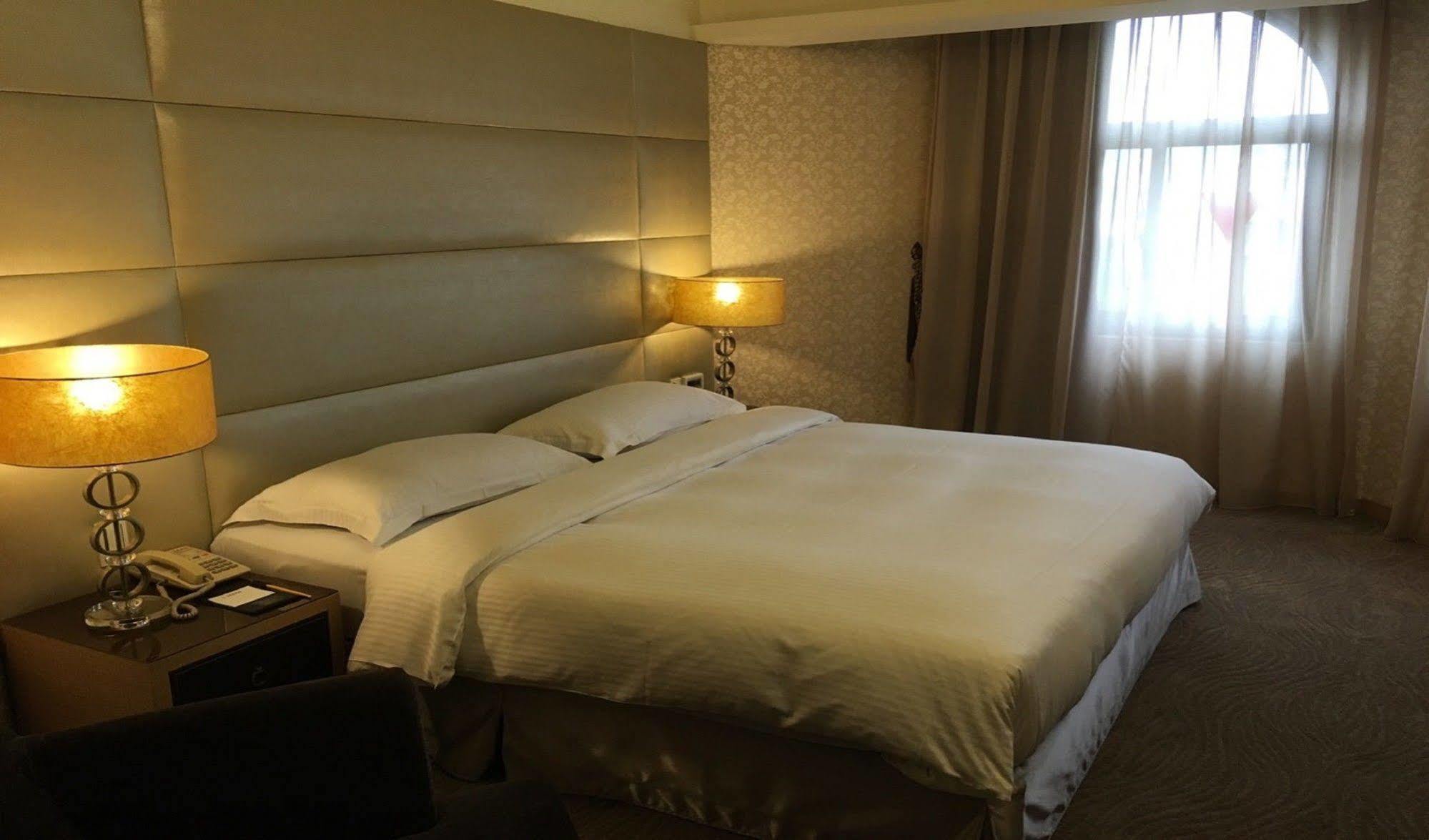 Hotel The Metro - Branch