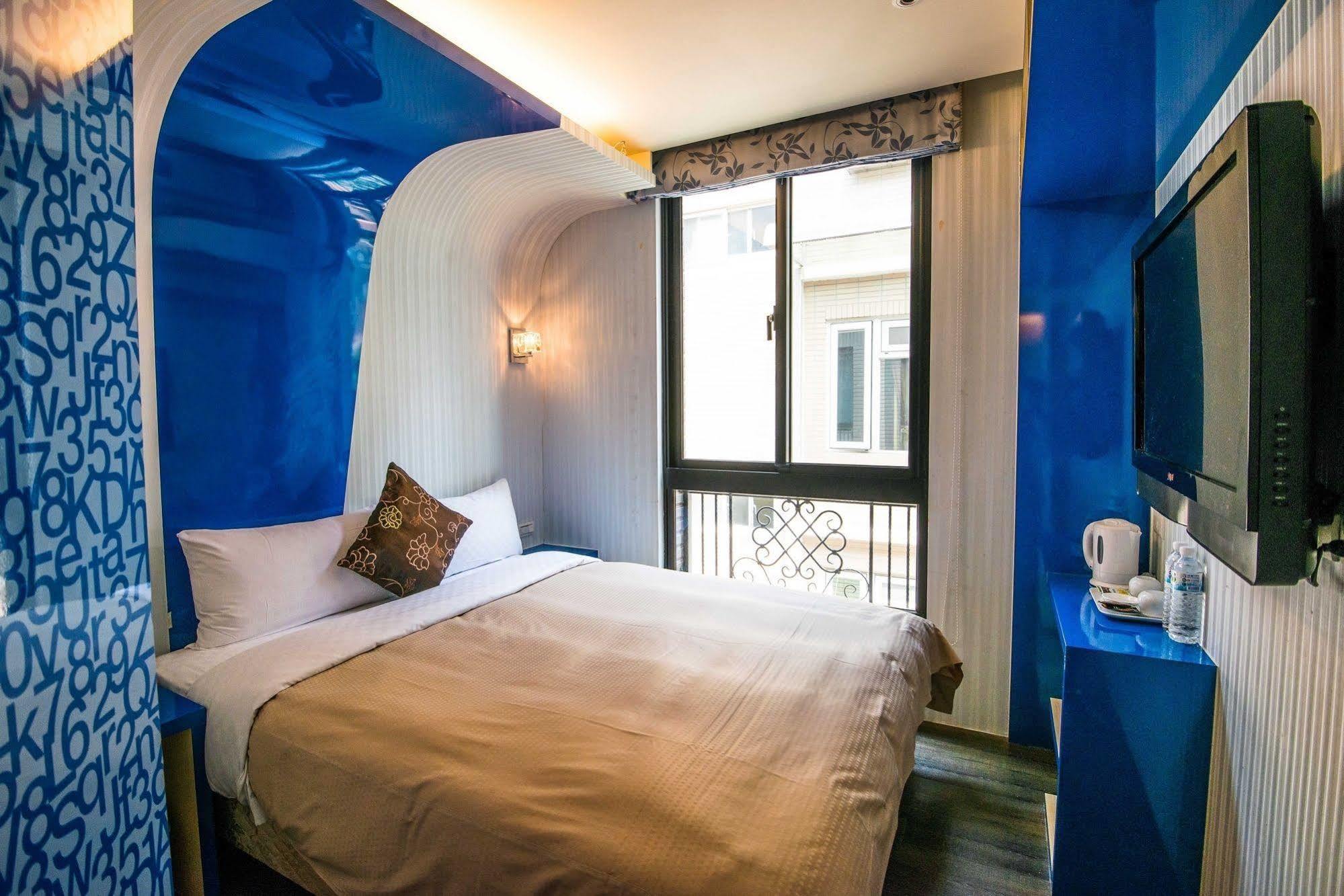 Lio - Ximending Hotel 3*