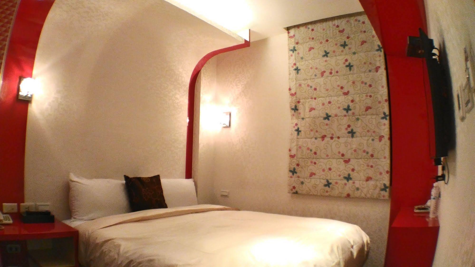 Hotel Lio - Ximending 3*