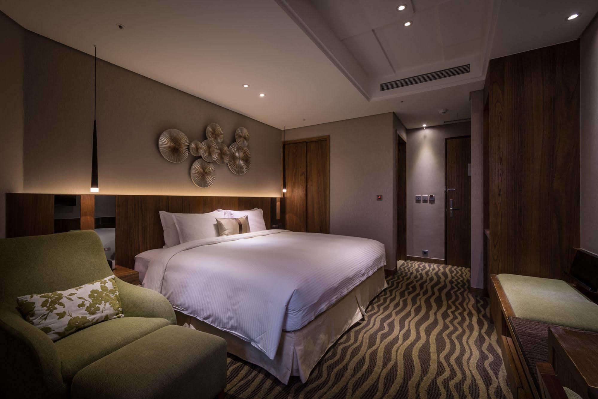 Hotel World Jianpei Taipei
