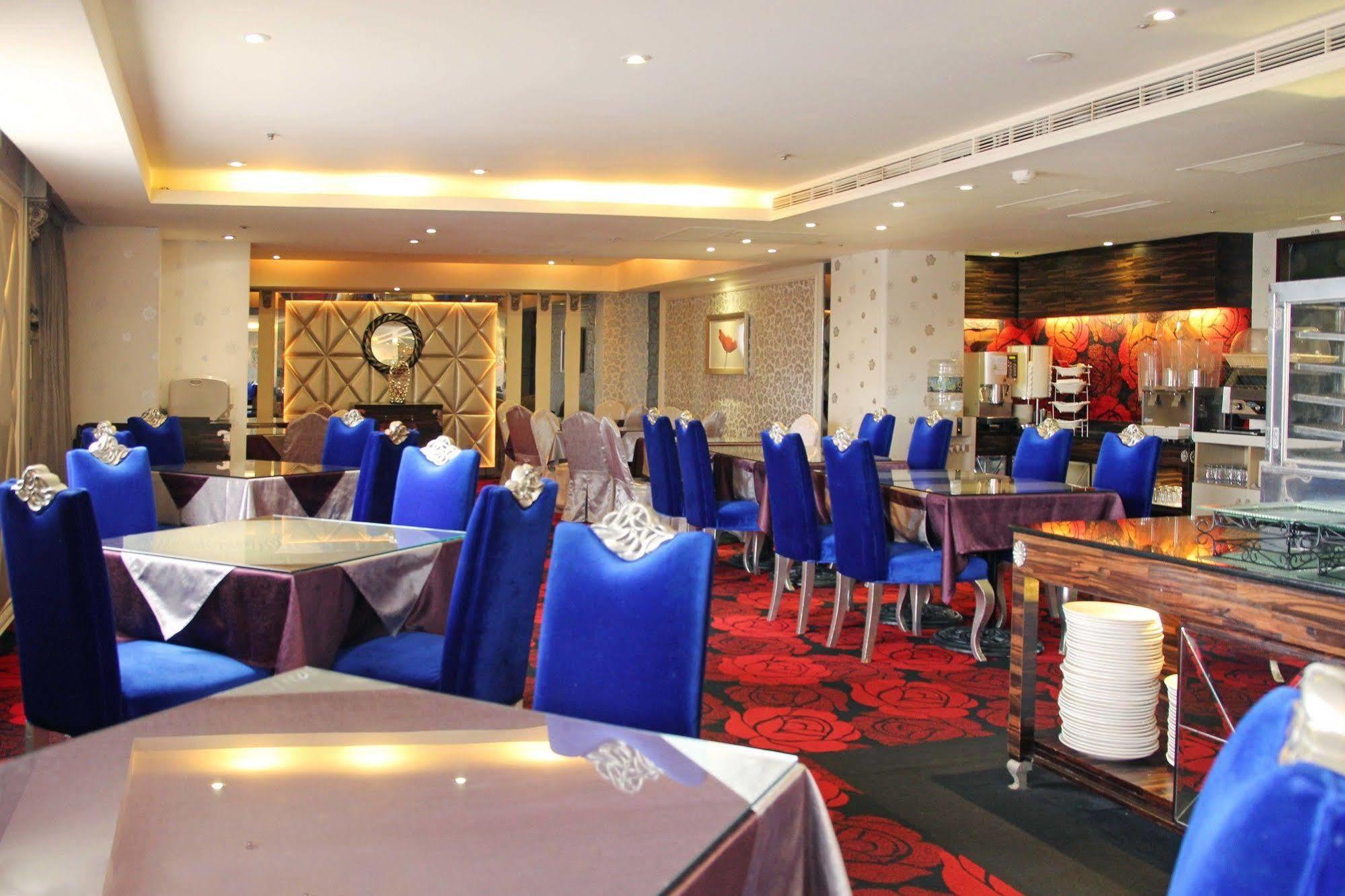 Hotel Capital Arena 3*