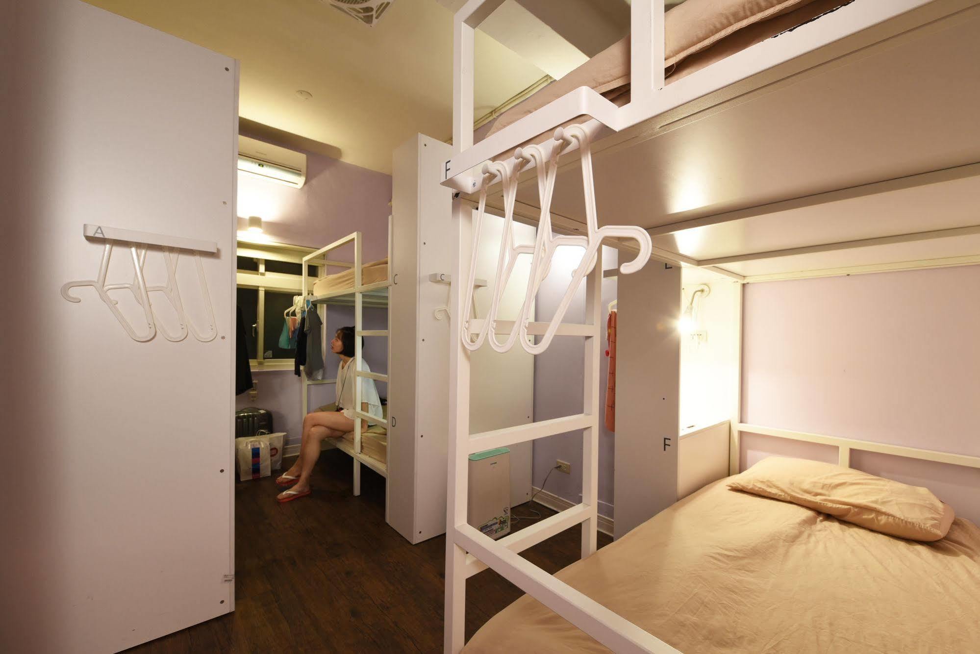 Hostel Flip Flop - Main Station *