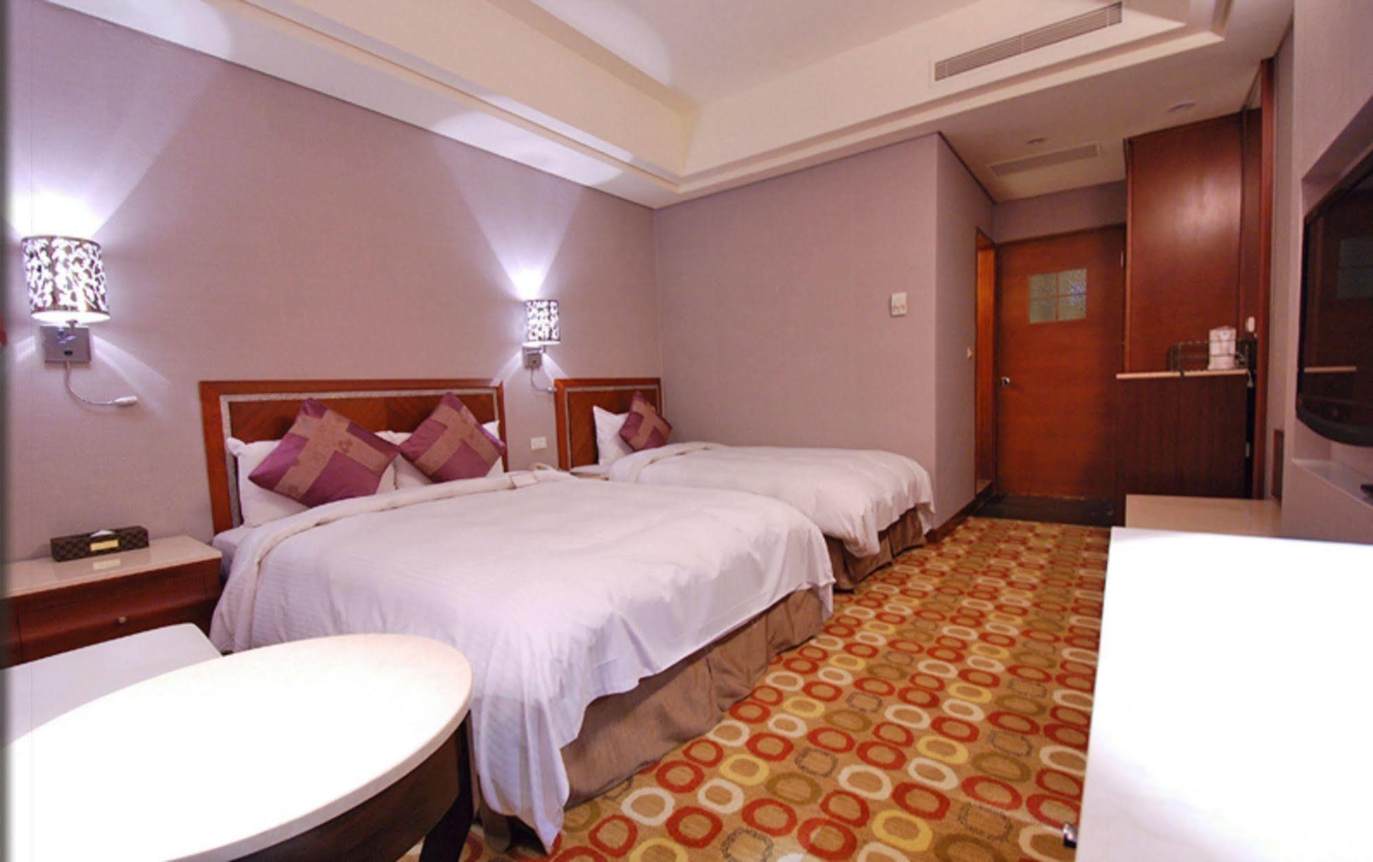 Hotel Hej Arena 3*