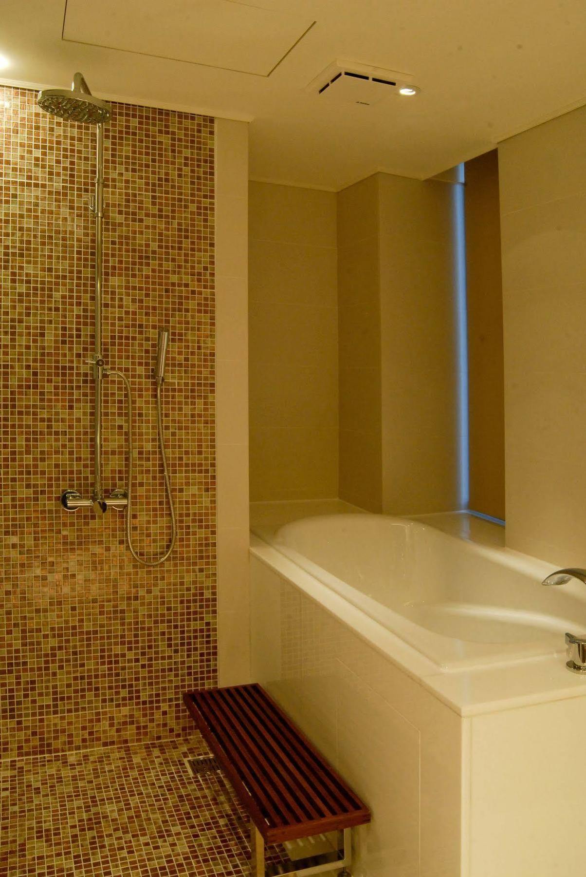 Grandee Hotel 4*