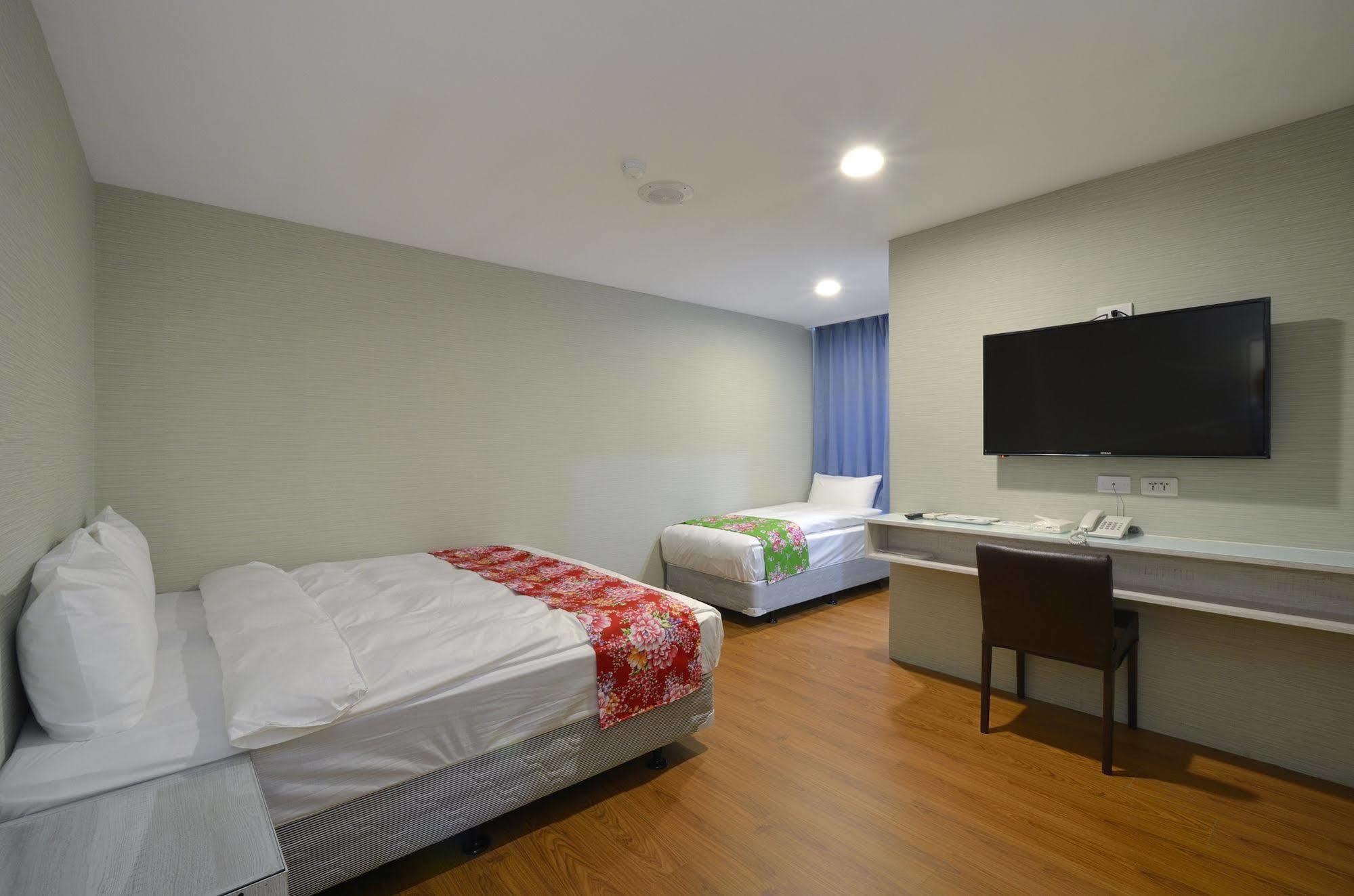 Mini Box Inn 2*