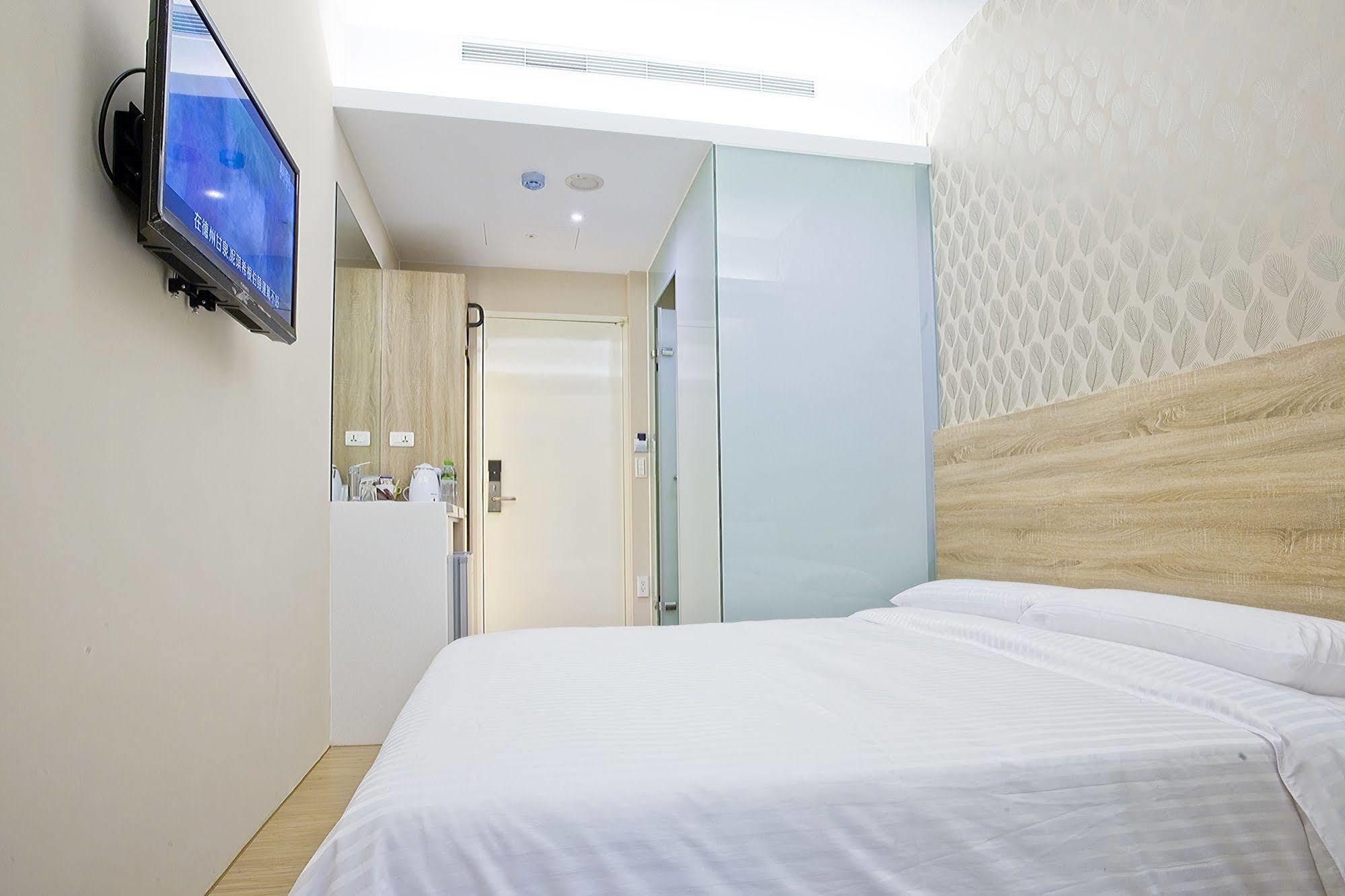 Hotel Enrich House 2*