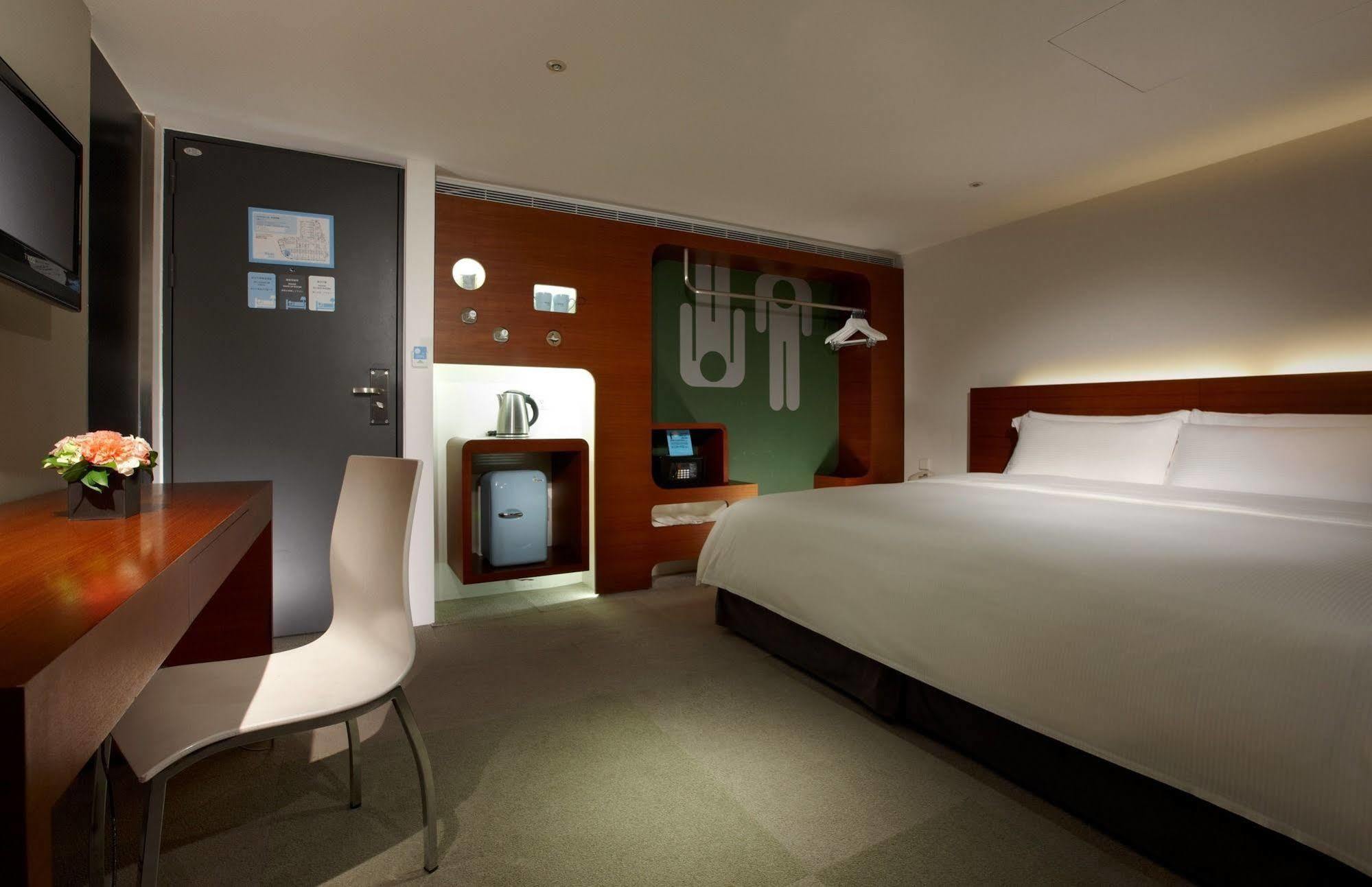 Just Sleep - Ximending Hotel