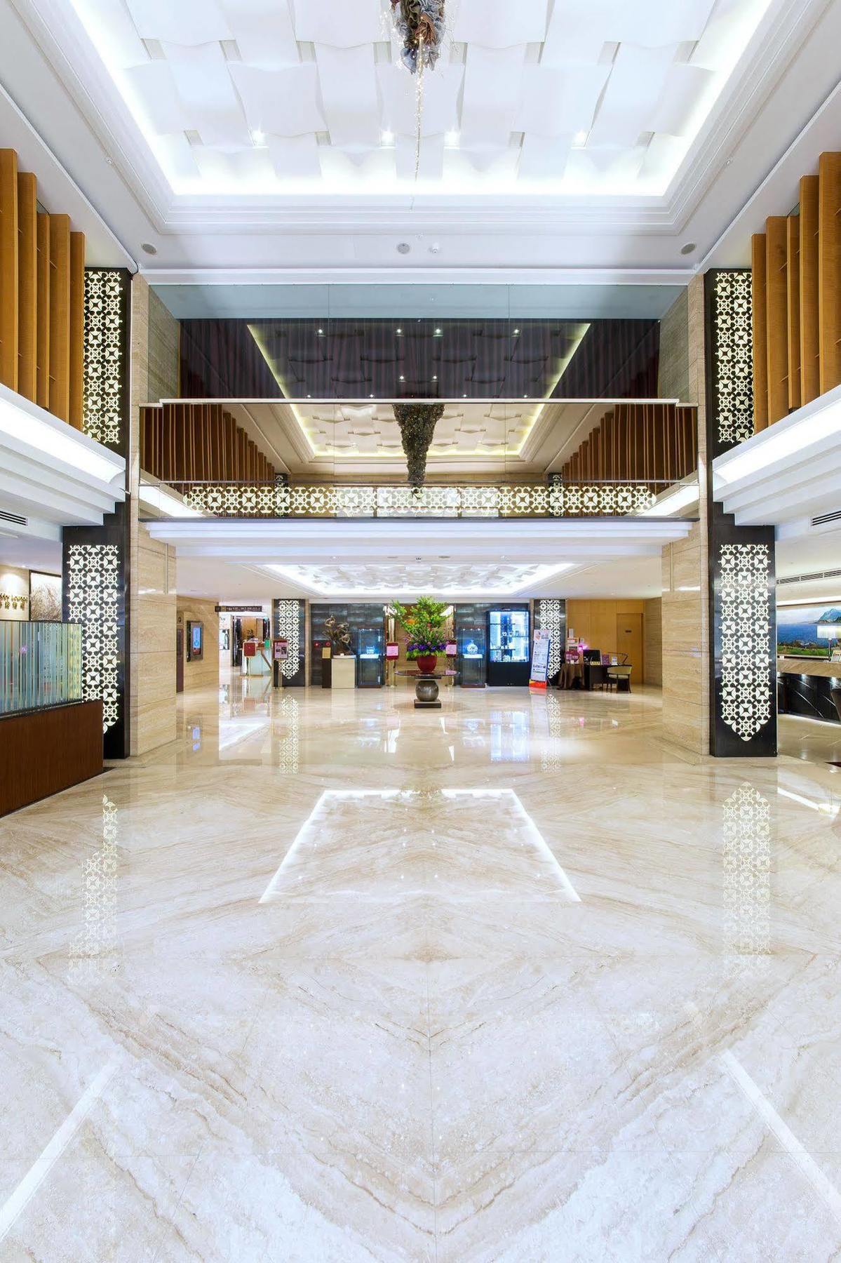 Hotel Fullon Taipei,