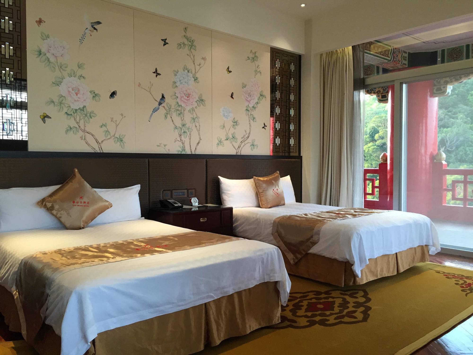 The Grand Hotel 5*