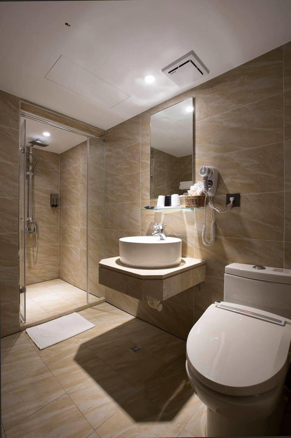 Noble Hotel 3*