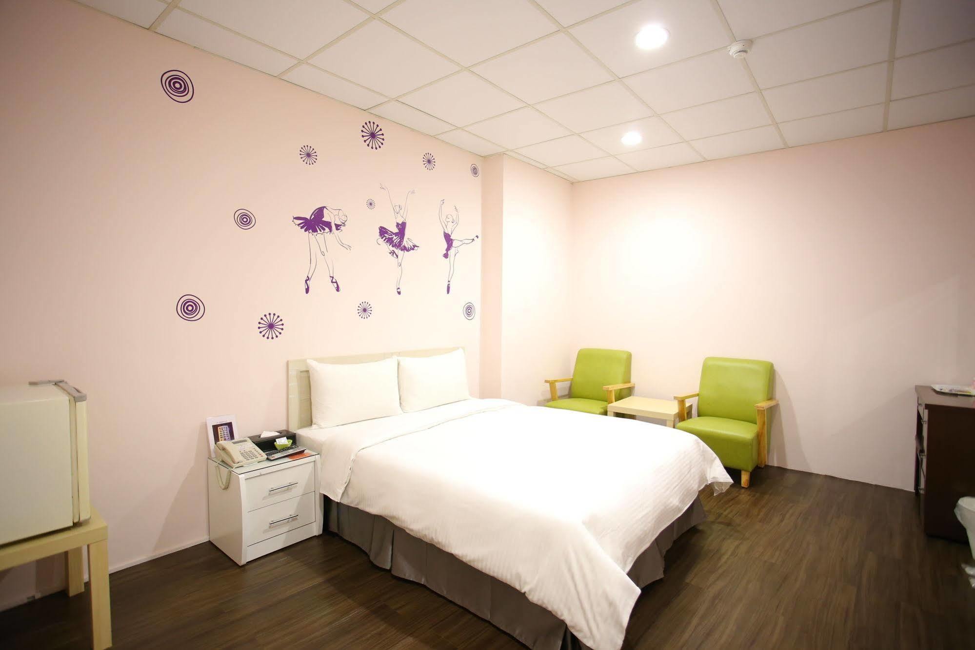Love House Hotel