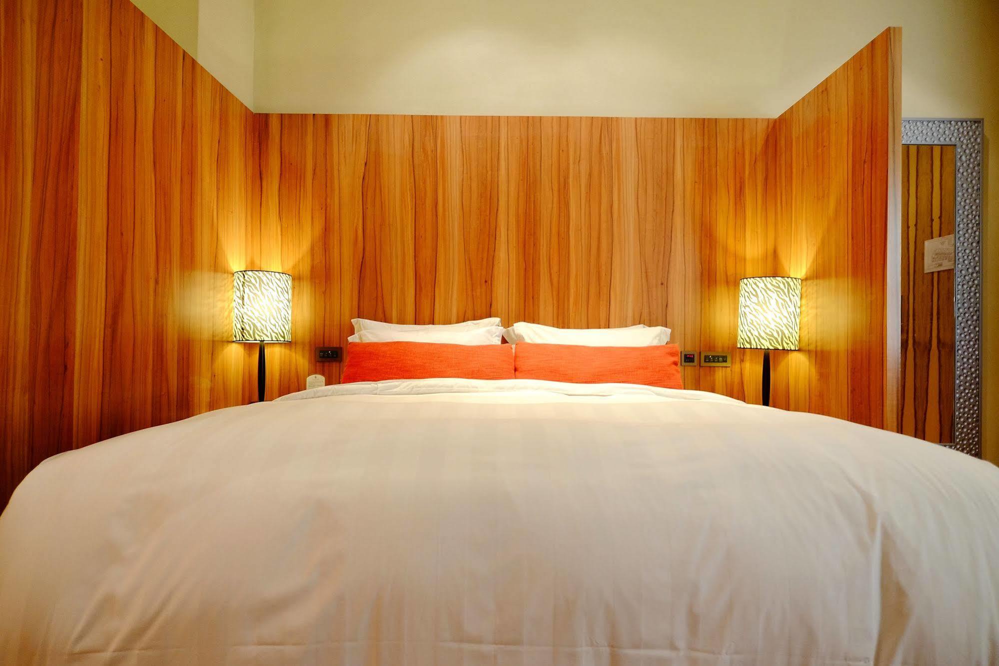 - Nandong Hotel 4*