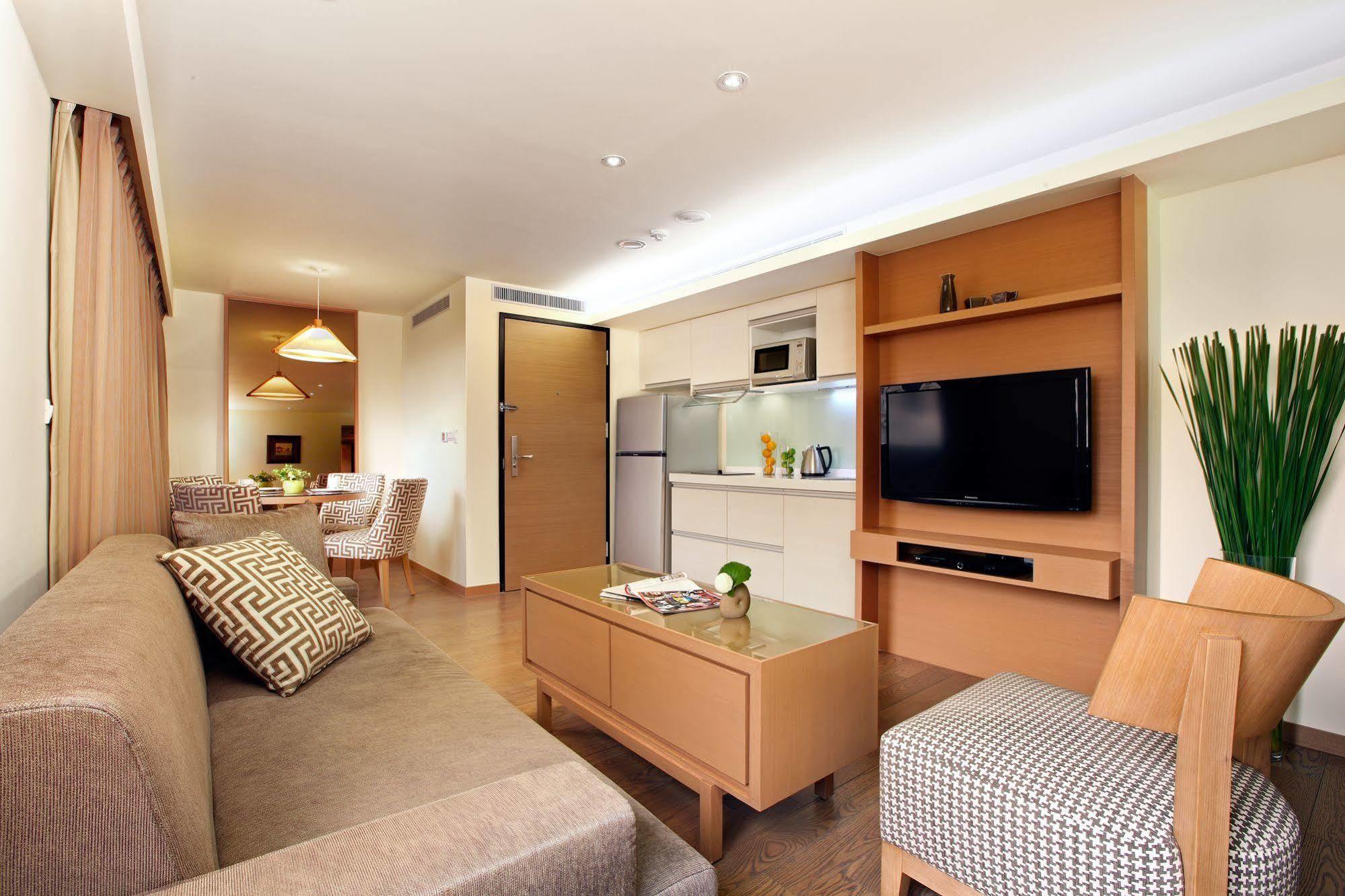 The Corner House 3* Taipei