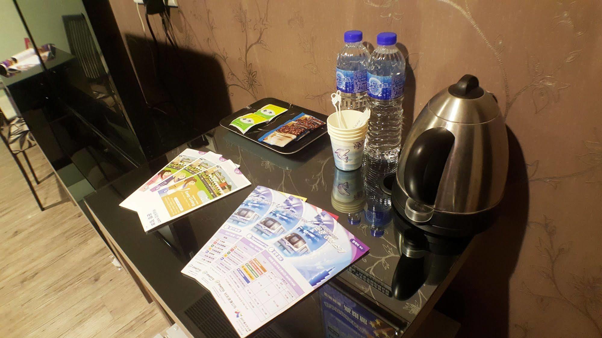 Walker Hotel - Zhengyi Hotel