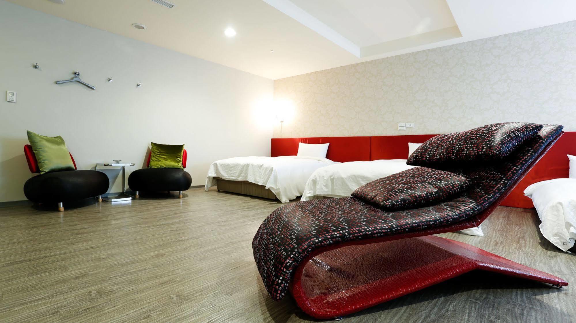 Walker Hotel - Zhengyi Hotel Taipei