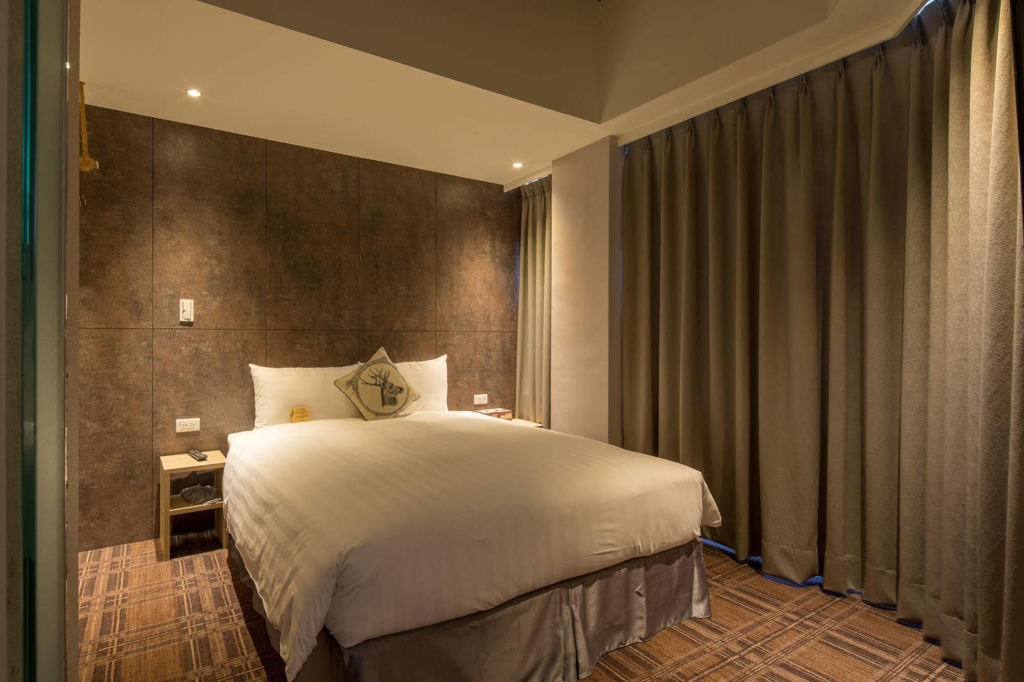 Hotel Roaders Zhonghua 3*