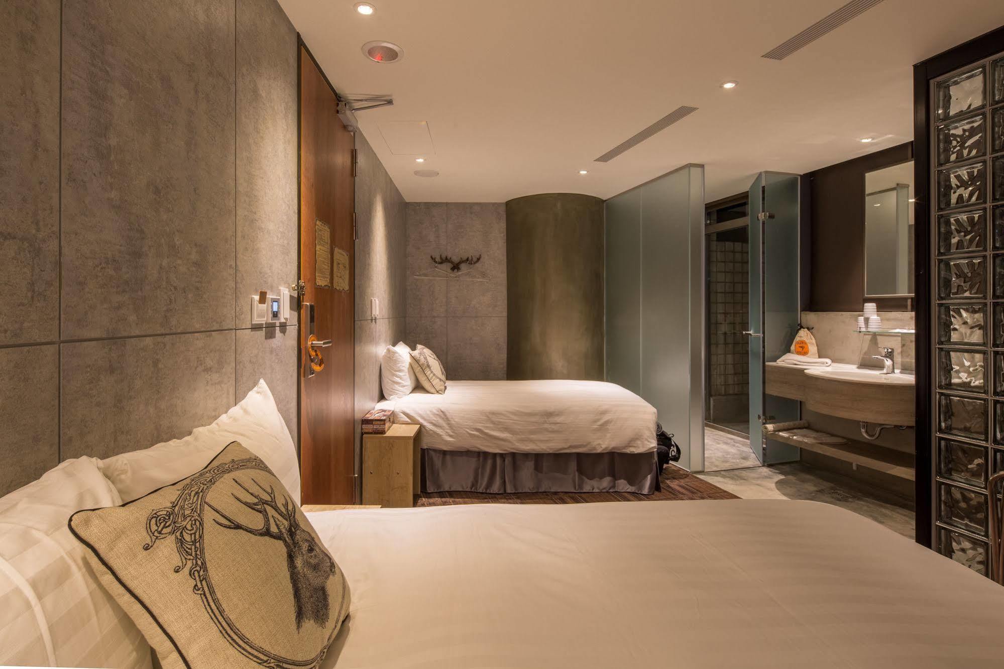 Hotel Roaders Zhonghua