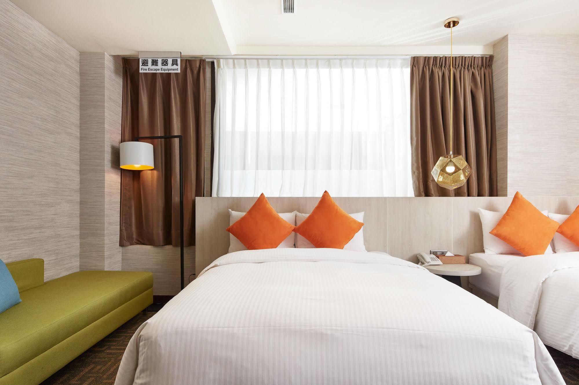 Hotel Via Station